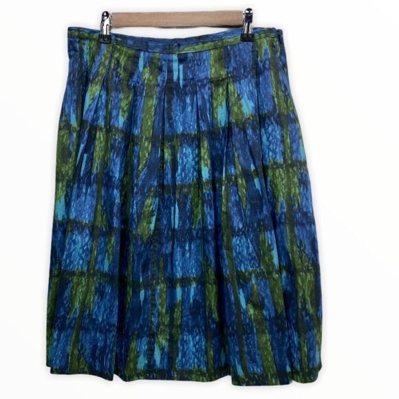 Talbots size 8 Blue & Green Watercolor Pleated Skirt - Picture 2 of 7
